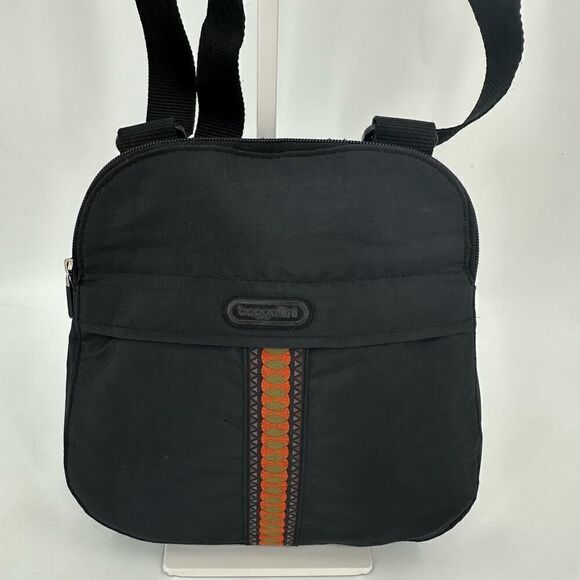 Baggallini Special Edition Get Away Crossbody Black Orange Trim Round Nylon EUC - Picture 1 of 11